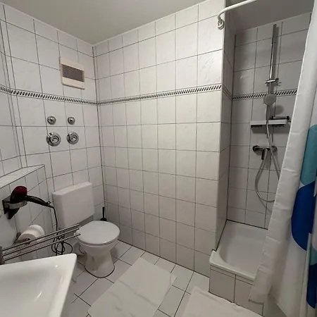 Apartamento Duha Homes - Wohlfuehl-studio, Kueche, Stellplatz, Self-check-in, Garten Ingolstadt