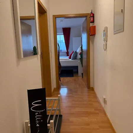Duha Homes - Wohlfuehl-studio, Kueche, Stellplatz, Self-check-in, Garten *