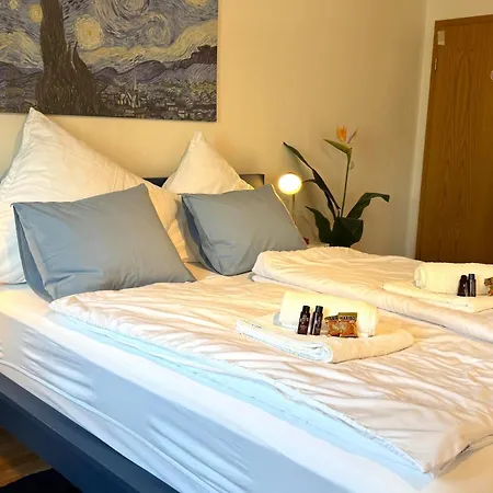 Lägenhet Dutti's - Wohlfuehl-studio, Kueche, Stellplatz, Self-check-in, Garten