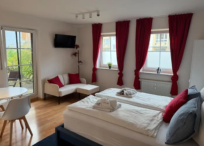 Dutti's - Wohlfuehl-studio, Kueche, Stellplatz, Self-check-in, Garten