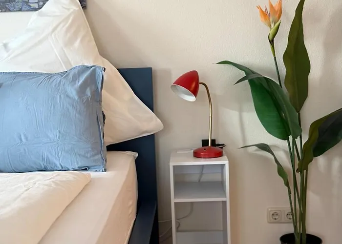 Lägenhet Dutti's - Wohlfuehl-studio, Kueche, Stellplatz, Self-check-in, Garten Ingolstadt