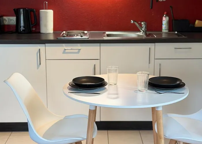 Lägenhet Dutti's - Wohlfuehl-studio, Kueche, Stellplatz, Self-check-in, Garten Ingolstadt